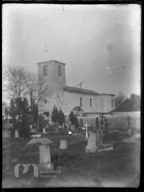 Kostel ve Starém Rožmitále po požáru