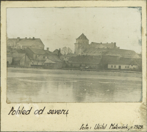 Pohled na rožmitálský zámek