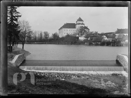 Pohled na zámek od Kuchyňky
