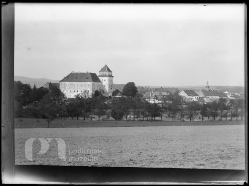 Pohled na zámek z Obůru