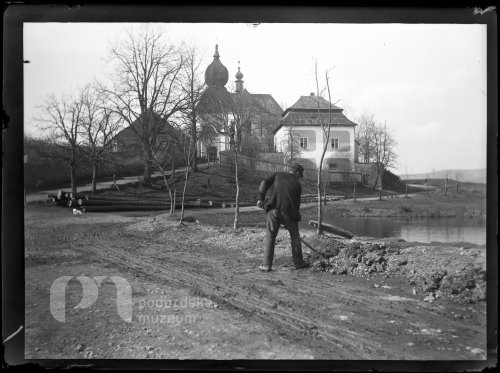 Cestář ve Starém Rožmitále