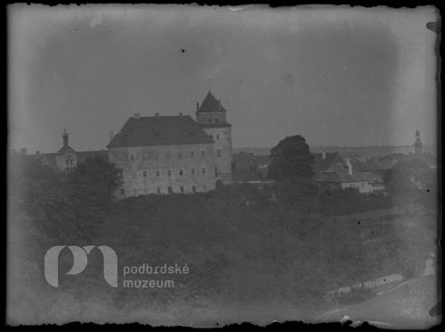 Zámek od špýcharu