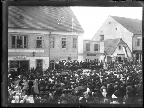 Svěcení měšťanské školy (?)