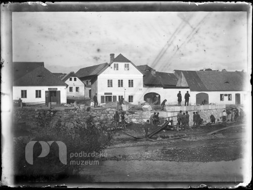 Po povodni před Foltouc