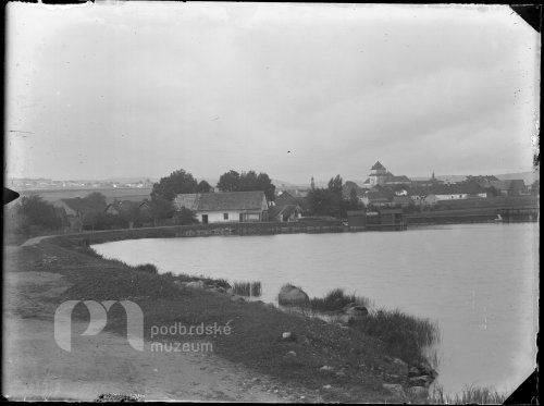 Rožmitál od Sadoňského rybníku