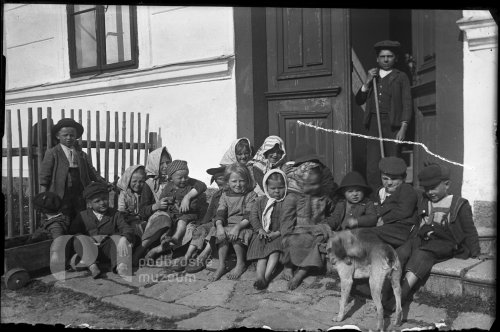 Nepomucký děti před školou