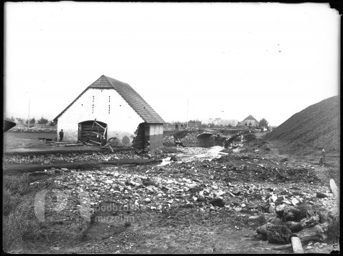 Po povodni u slévárny