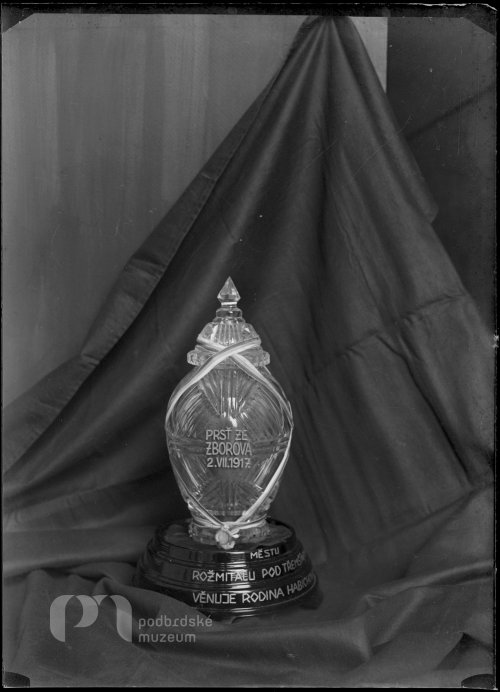 Prsť z bojiště u Zborova