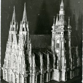 Chrám sv. Víta ze stébel slámy