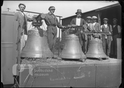 Zvony pro farní kostel