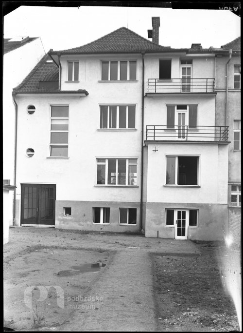 Záložna z náměstí