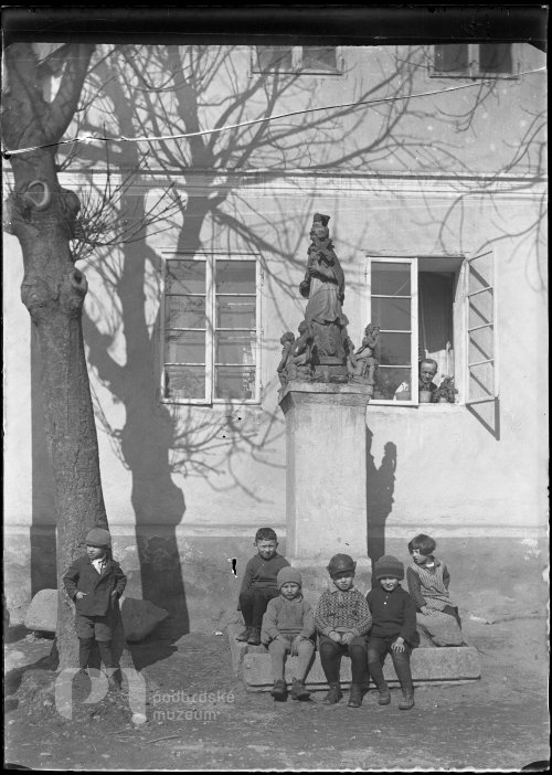 Socha sv. Jana Nepomuckého