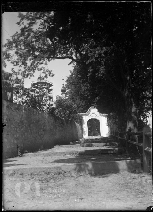 Oprava věže farního kostela