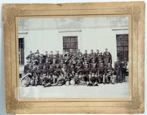 Hudba pěšího pluku č. 18 v Olomouci v roce 1901