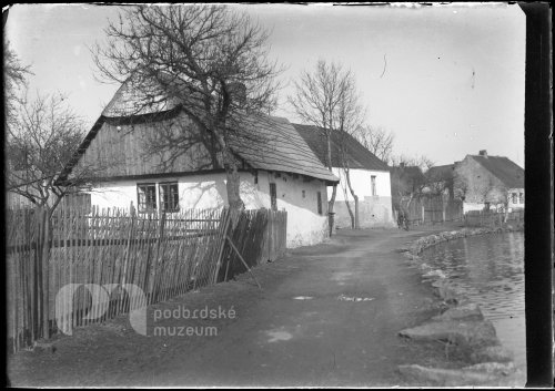 Třebízského nábřeží