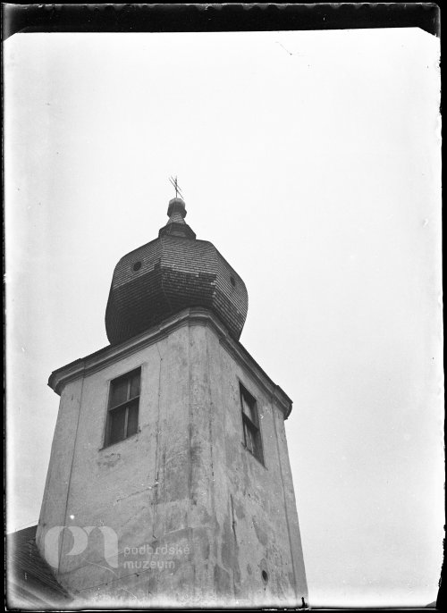 Věž kostela ve Starém Rožmitálu