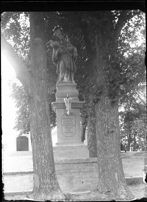 Sv. Jan Nepomucký u kostela ve Starém Rožmitále