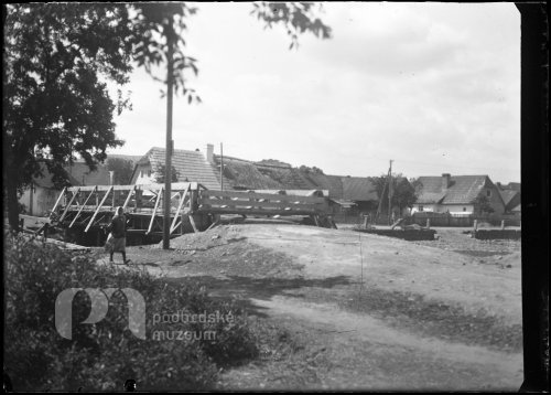 Oprava mostu ve Starém Rožmitále