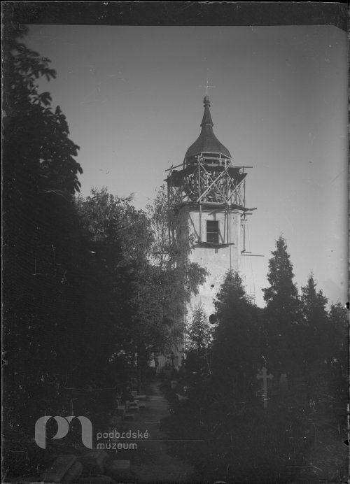 Oprava věže farního kostela