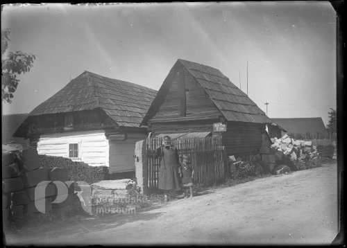 Neznámá chalupa se špýcharem